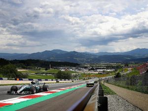 Bottas Akui Startnya Berisiko Bottas Akui Startnya Berisiko