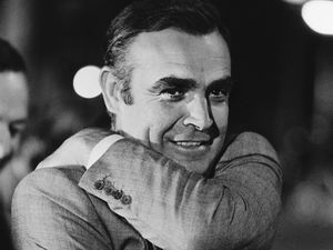 Penyebab Kematian Sean Connery Terungkap: Pneumonia dan Gagal Jantung