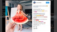 Foto-foto Lucu Model Cilik dengan Busana Sayur dan Buah-buahan