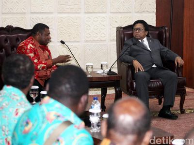 Bupati Manokwari Temui Ketua DPD
