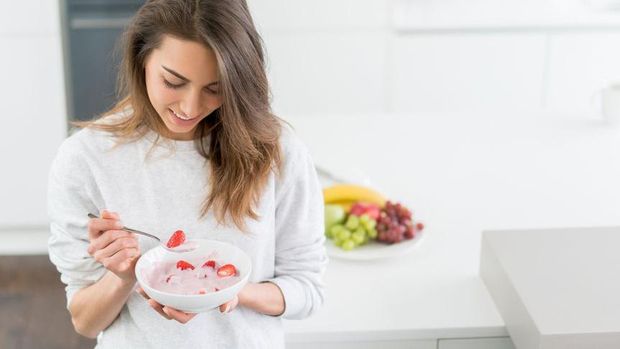 makan sehat termasuk pola hidup sehat