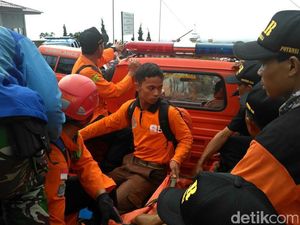 Pendaki Terjatuh di Gunung Slamet Langsung Dikirim ke Puskesmas Pendaki Terjatuh di Gunung Slamet Langsung Dikirim ke Puskesmas