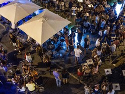 Turis Mabuk Dilarang Naik Kapal Berakhir Tawuran dengan Petugas