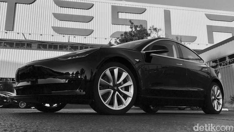 Melihat Fitur Supercharge Tesla Model 3