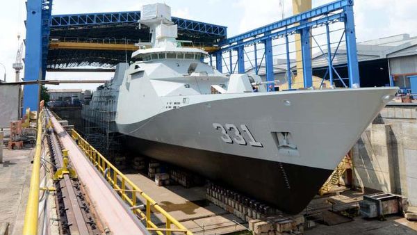 Foto: Keren, Pesawat Hingga Kereta Bikinan BUMN Mendunia