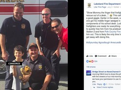 Jari Anak dengan Asperger Ini Terjebak di Kolong Meja, Apa yang Terjadi Berikutnya?