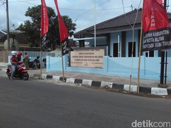 Puluhan Anak di Blitar Tidak Bisa Sekolah SMA Negeri karena Gaptek