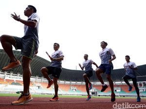 Tanpa Zohri, Tim Estafet 4x100 M Putra Terhenti di Penyisihan Tanpa Zohri, Tim Estafet 4x100 M Putra Terhenti di Penyisihan
