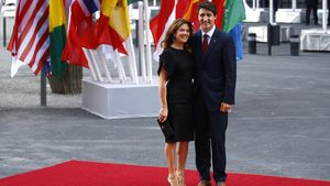 Foto: Cantik & Stylish Sophie Trudeau, Istri PM Kanada Justin Trudeau