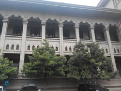 Ini Gedung Bersejarah Peninggalan Belanda di Surabaya