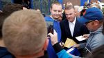 Halo Everton, Rooney Pulang!