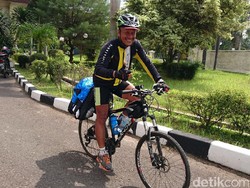 Pria Nganjuk Gowes 1.200 Km Susuri Jalan Daendels Kampanyekan Hidup Sehat