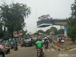 Macet Panjang, Ada Uji Coba Pengalihan Arus Simpang Kalimalang