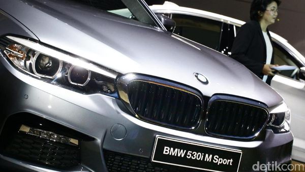 BMW Luncurkan Sedan Para Eksekutif