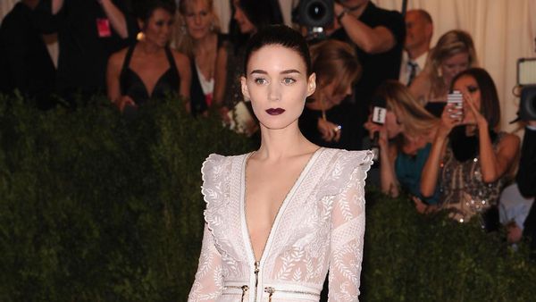 Foto: 15 Gaya Anggun Rooney Mara Tampil Stylish di Red Carpet