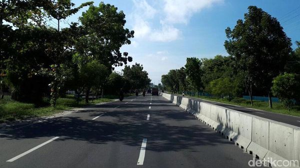 Mengintip Mulusnya Jalan Buatan Rusia di Palangka Raya