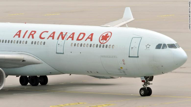 Ilustrasi pesawat Air Canada (Joerg Koch/AFP/Getty Images)