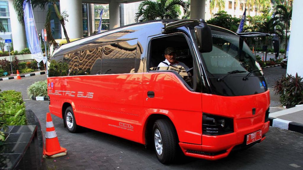 Deretan Mobil Listrik Karya Anak Negeri Deretan Mobil Listrik Karya Anak Negeri