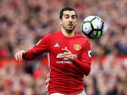 Foto Masa Lalu dan Prediksi Djorkaeff untuk Mkhitaryan di Masa Depan