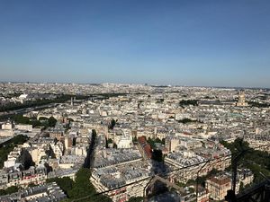 Tahun 2025 Bus Tak Beremisi Melintas di 12 Kota Ini