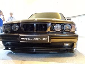 Mau Mobil Bekas Harga Rp 30 Jutaan? Ini Pilihannya, Bisa Dapat BMW! Mau Mobil Bekas Harga Rp 30 Jutaan? Ini Pilihannya, Bisa Dapat BMW!