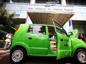 Mobil Listrik Pakai Baterai, di Mana Isinya? Ini Kata Jonan