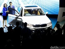BMW Seri 5 Cocok untuk Mobil Pejabat?