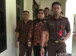 Dimas Kanjeng Minta Dibebaskan dari Hukuman Seumur Hidup
