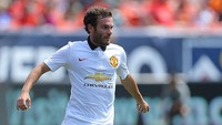 Juan Mata: Chelsea ke Manchester United, 2014 — 37,1 juta poundsterling (Rp 637 miliar). (Foto: Justin Edmonds/Getty Images)