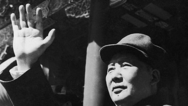 Melihat Tulisan Tangan Mao Zedong yang Laris Diburu