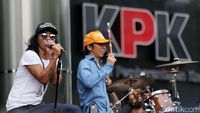Giliran Slank Tolak Hak Angket