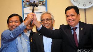 Roem Kono Gantikan Titiek Soeharto