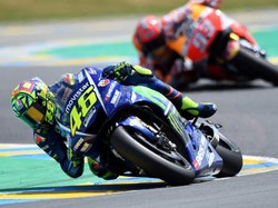 Rossi Komentari Sukses Marquez ke Puncak Klasemen