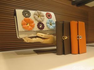 Foto: Mengintip Koleksi Tas Terbaru Fendi yang Feminin dan Jenaka