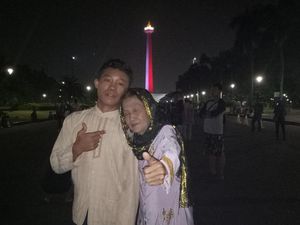 Kisah Cinta Beda Usia 55 Tahun Selamet-Nenek Rohaya Kini Dipisahkan Maut Kisah Cinta Beda Usia 55 Tahun Selamet-Nenek Rohaya Kini Dipisahkan Maut
