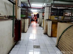 Penurunan Daya Beli dan PHK Massal