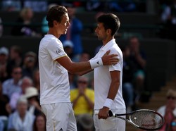 Djokovic Cedera, Berdych ke Semifinal