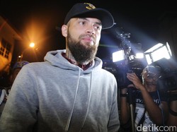 Bukti Keseriusan Diego Michiels Nikahi Suster Berhijab
