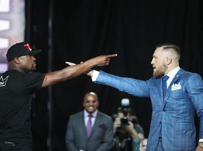 Mayweather-McGregor Kian Membara