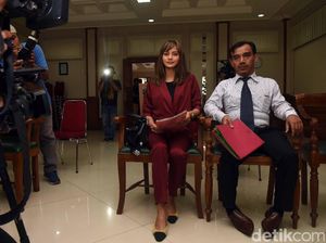 Pasca Cerai, Kirana Larasati Tak Larang Anak Bertemu dengan Tama Pasca Cerai, Kirana Larasati Tak Larang Anak Bertemu dengan Tama