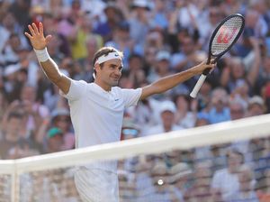 Federer ke Semifinal Usai Menang Straight Set atas Raonic