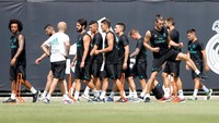 Musim lalu Madrid menjuarai La Liga dan Liga Champions. Dalam usaha mengulangi, bahkan melebihi, pencapaian itu El Real pun memulai dari pramusim di Los Angeles, AS. (Foto: REUTERS/Lucy Nicholson)