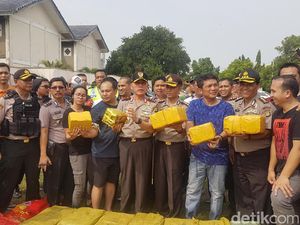 Polisi Gelar Rekonstruksi 1 Ton Sabu di Pantai Anyer