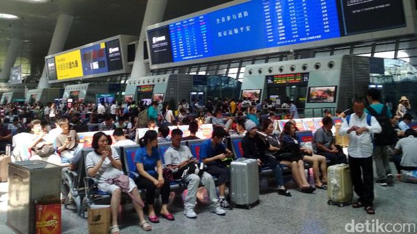 Wow, Begini Mewahnya Stasiun Kereta di China