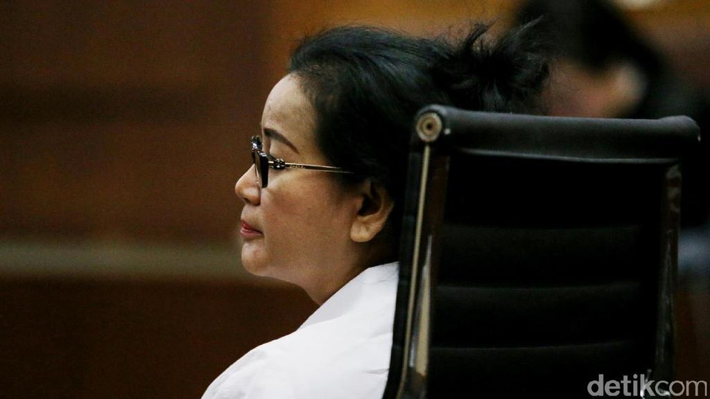 Miryam S Haryani Jalani Sidang Perdana Terkait e-KTP Miryam S Haryani Jalani Sidang Perdana Terkait e-KTP