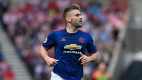 8. Luke Shaw (22 tahun) digaet Manchester United dengan 30 juta poundsterling pada musim panas 2014. Dinilai potensial, Shaw sempat mengalami patah kaki dan musim lalu harus berusaha keras mencuri hati Jose Mourinho. (Foto: Stu Forster/Getty Images)