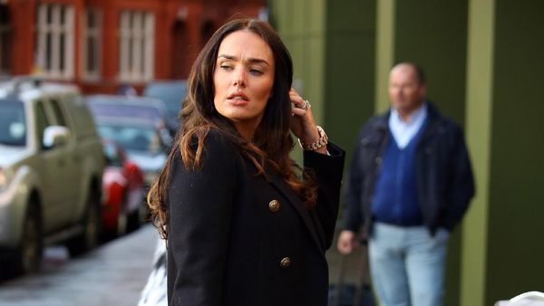 Foto: Gaya 15 Selebriti dengan Tas Mahal