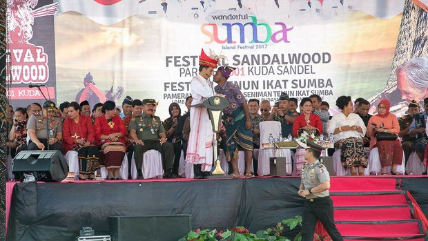 Sumba: Alam, Budaya dan Resor Terbaik Sedunia