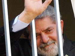 Pengadilan Brasil Sunat Vonis Eks Presiden Lula Terkait Kasus Suap