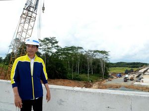 Jokowi Bangun Tol Pekanbaru-Padang Rp 35 T, dari Mana Dananya?